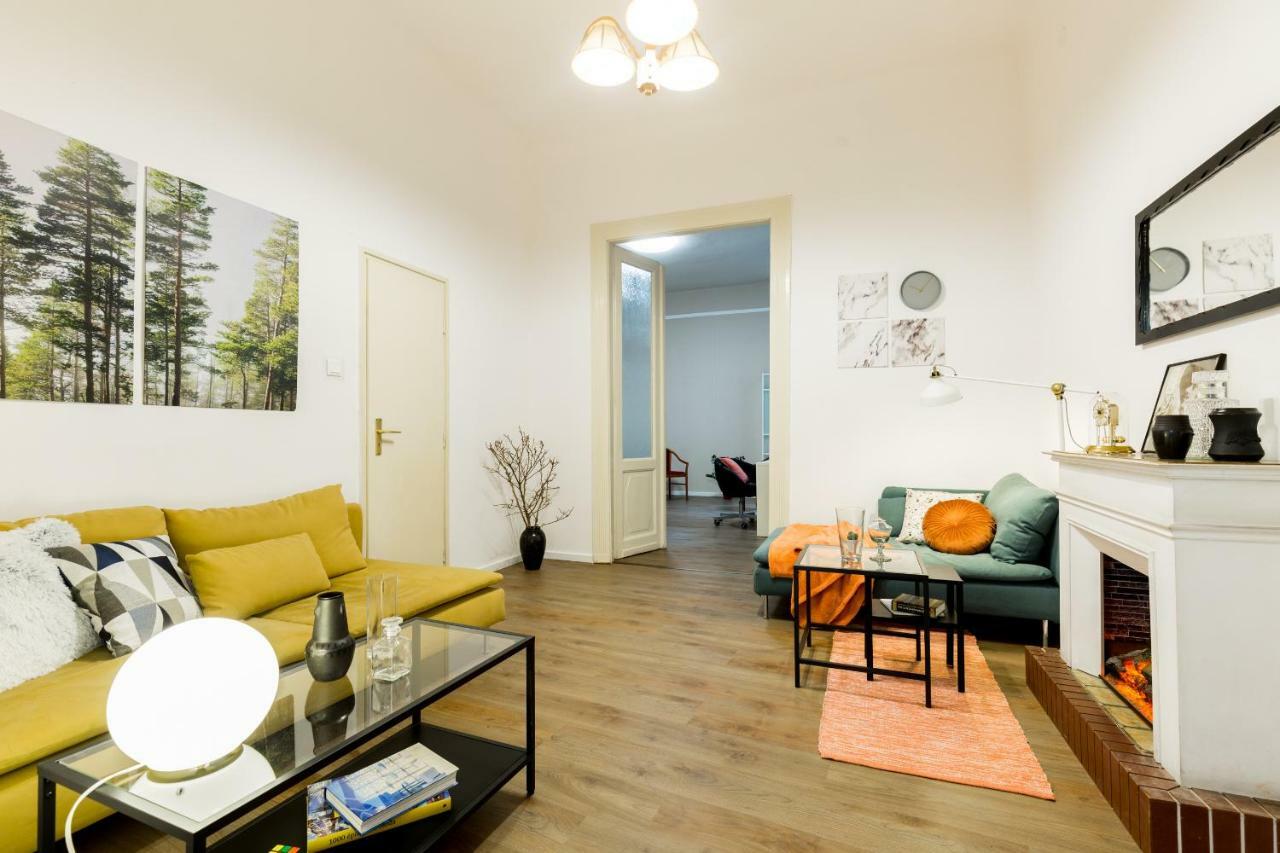 Unique Riverside Apartment Будапеща Екстериор снимка